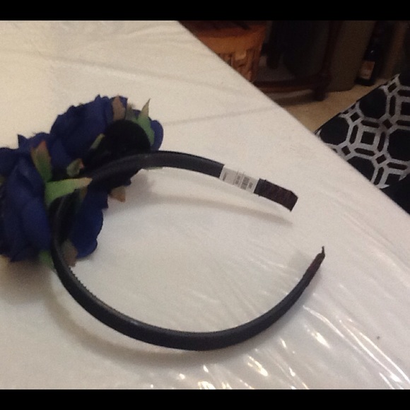 RIQKI Hair Band - Picture 6 of 7